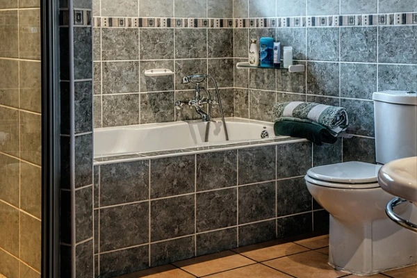 banheira de azulejo