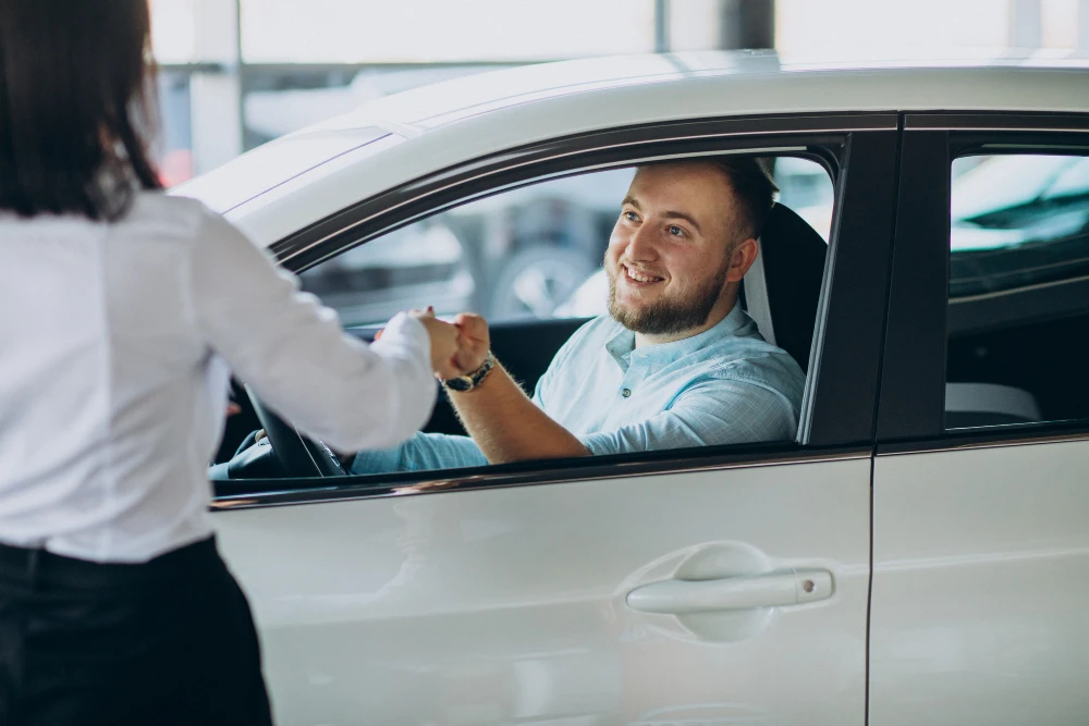 Comprar carro seminovo ficar atento