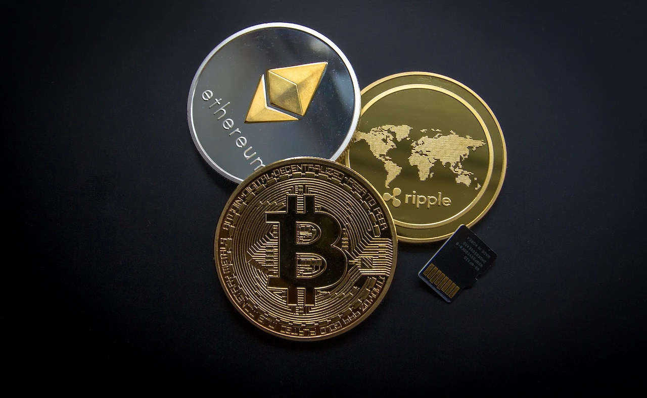 A identidade satoshi nakamoto nome bitcoins