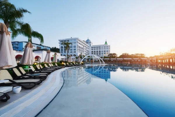 Type entertainment complex popular resort with pools water parks turkey with more than 5 million visitors year amara dolce vita luxury hotel resort tekirova kemer 146671 18728